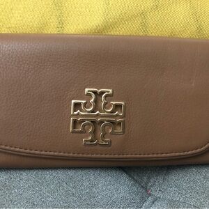 Authentic Tory Burch Wallet. Mint condition.